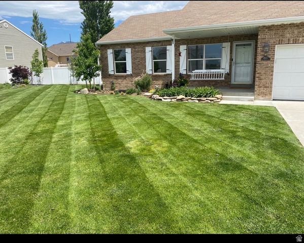 1617 S OAK VIEW LN, Spanish Fork, UT 84660