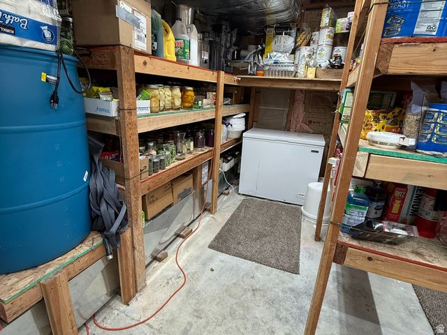 1617 S OAK VIEW LN, Spanish Fork, UT 84660