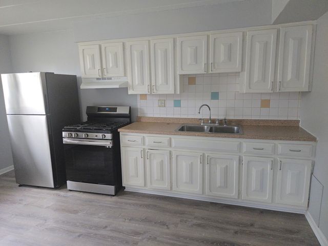 446 N Ardmore Avenue GB, Villa Park, IL 60181