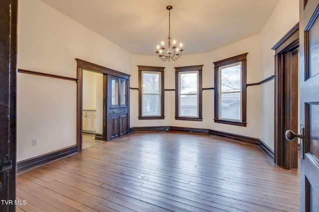 601 6th Street, Bristol, TN 37620