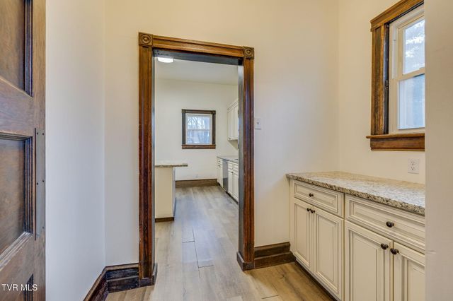 601 6th Street, Bristol, TN 37620