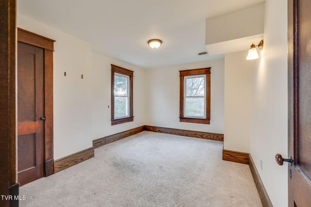 601 6th Street, Bristol, TN 37620