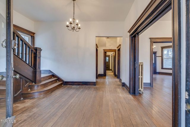 601 6th Street, Bristol, TN 37620