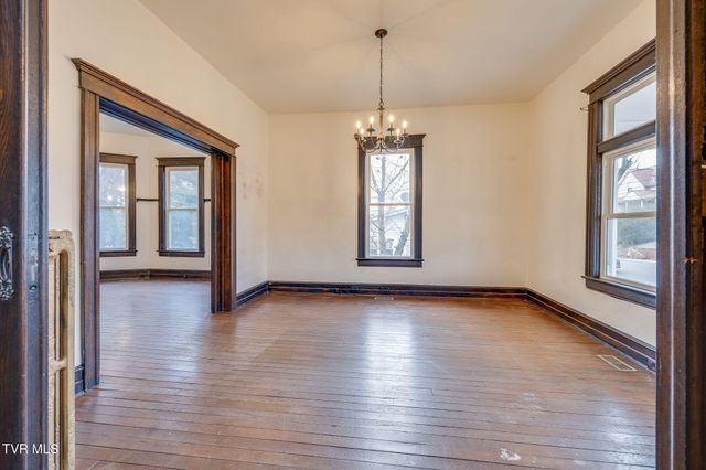 601 6th Street, Bristol, TN 37620