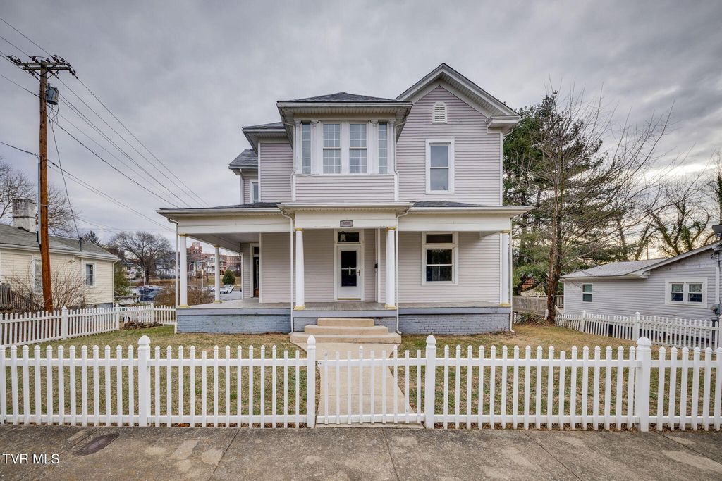 601 6th Street, Bristol, TN 37620