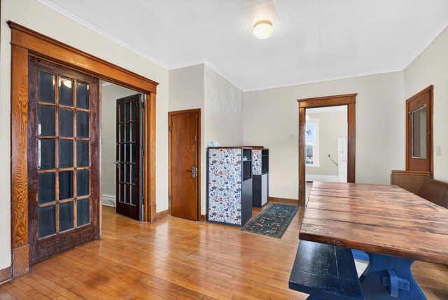 232 W 8TH AVENUE, Oshkosh, WI 54902