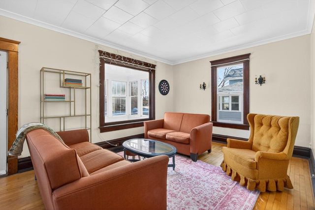 232 W 8TH AVENUE, Oshkosh, WI 54902