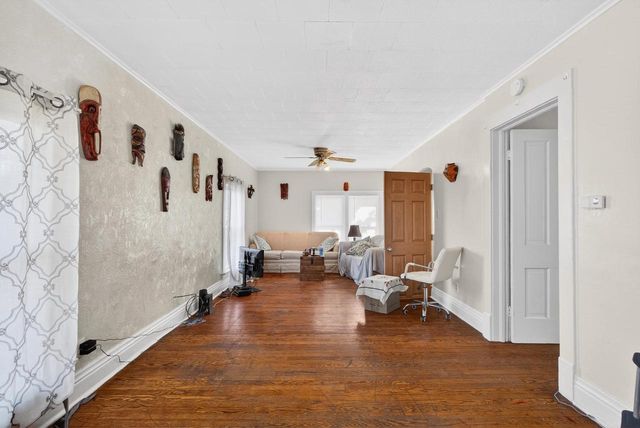 232 W 8TH AVENUE, Oshkosh, WI 54902