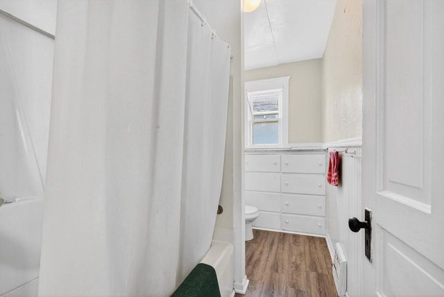 232 W 8TH AVENUE, Oshkosh, WI 54902