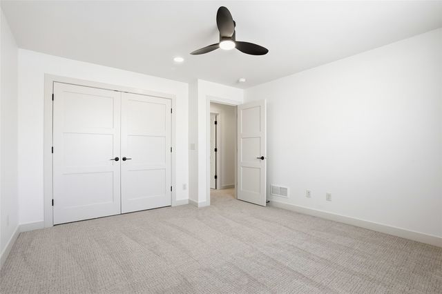 810 Yorkshire Street, North Liberty, IA 52317