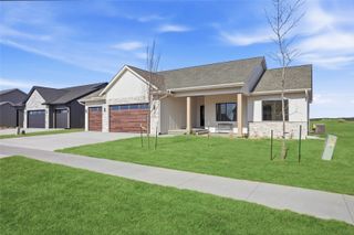 810 Yorkshire Street, North Liberty, IA 52317