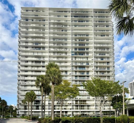 3701 N Country Club Dr 2205, Aventura, FL 33180