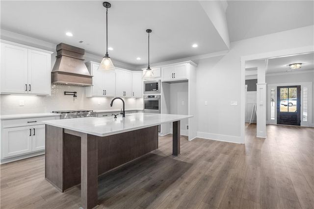 2321 Pebble Trail, Monroe, GA 30656