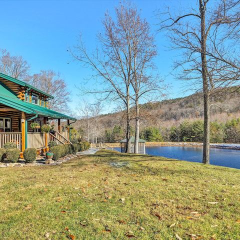 1504 Hutchison RD, Newport, VA 24128