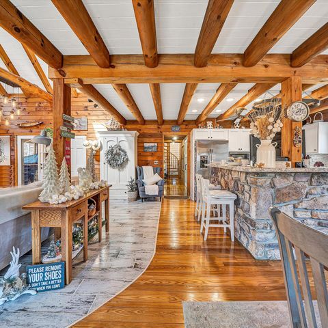 1504 Hutchison RD, Newport, VA 24128