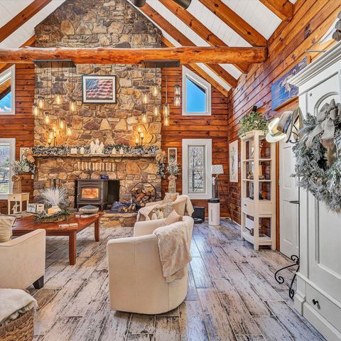 1504 Hutchison RD, Newport, VA 24128