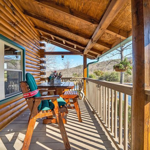 1504 Hutchison RD, Newport, VA 24128