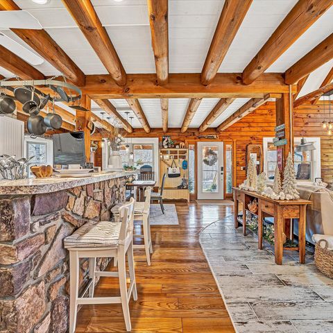 1504 Hutchison RD, Newport, VA 24128