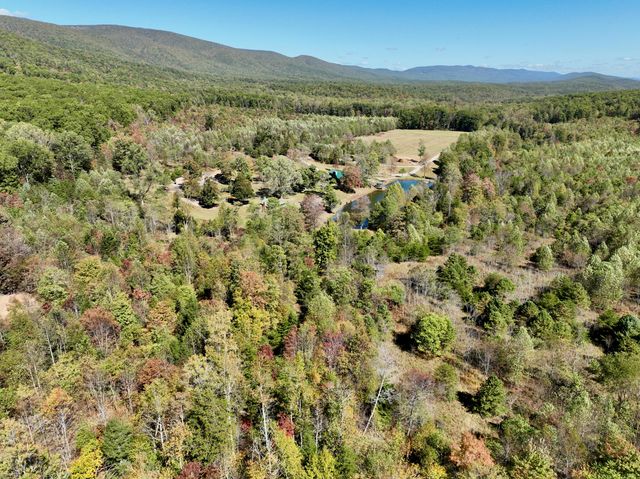 1504 Hutchison RD, Newport, VA 24128