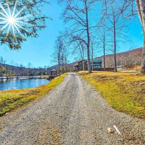 1504 Hutchison RD, Newport, VA 24128