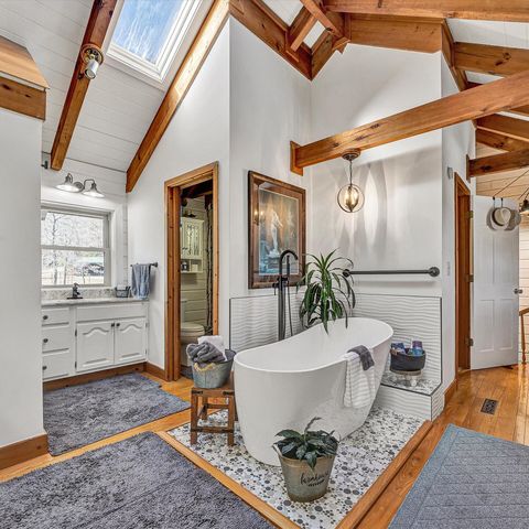 1504 Hutchison RD, Newport, VA 24128