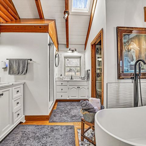 1504 Hutchison RD, Newport, VA 24128