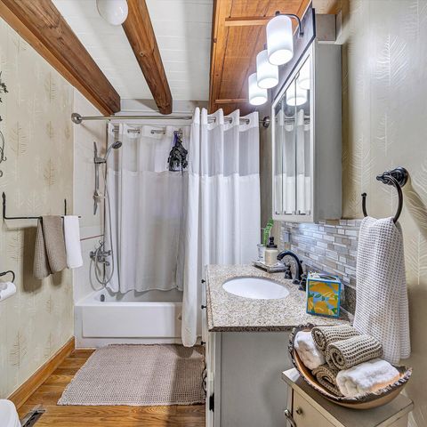 1504 Hutchison RD, Newport, VA 24128