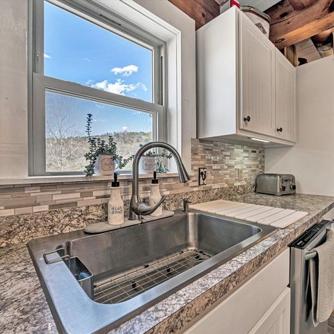 1504 Hutchison RD, Newport, VA 24128