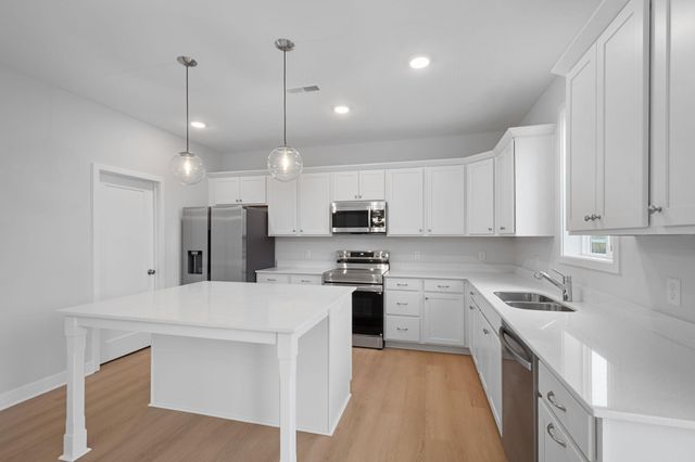 1209 Marlene Avenue, River Falls, WI 54022