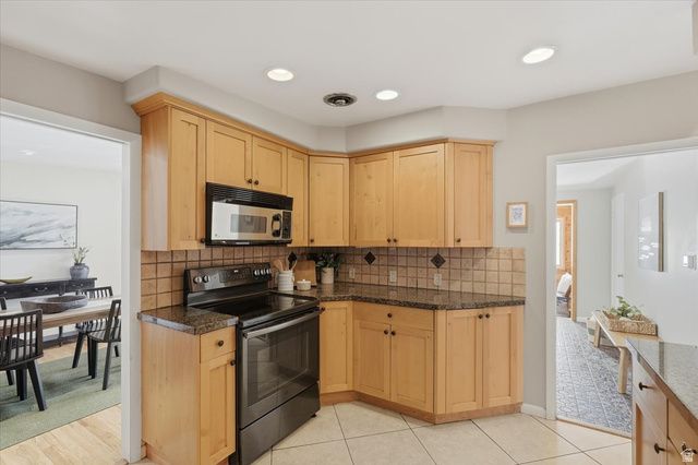 3471 E OLYMPUS DR, Millcreek, UT 84124