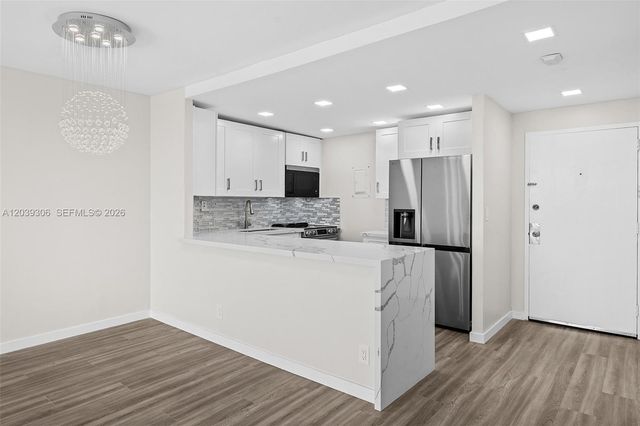 16740 NE 9th Avenue 405, North Miami Beach, FL 33162