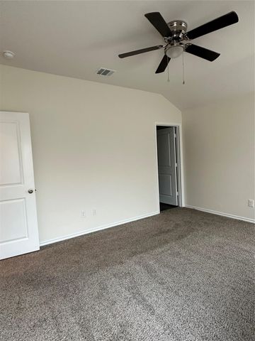 2568 Russell Street, Crandall, TX 75114