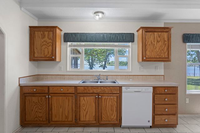 25221 S 603 Road, Grove, OK 74344