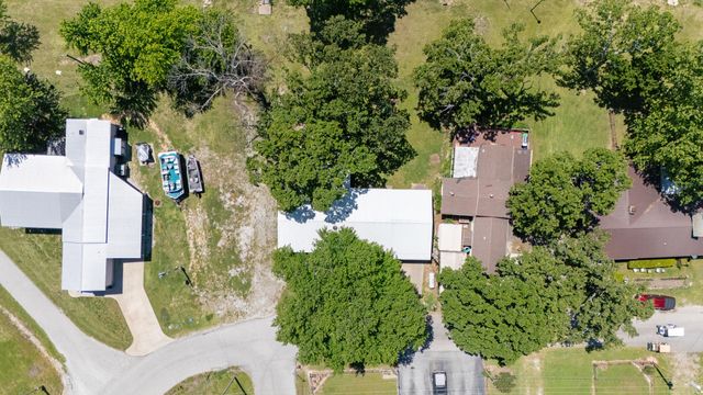 25221 S 603 Road, Grove, OK 74344