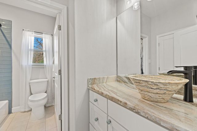 9066 King Oaks Drive, Iola, TX 77861