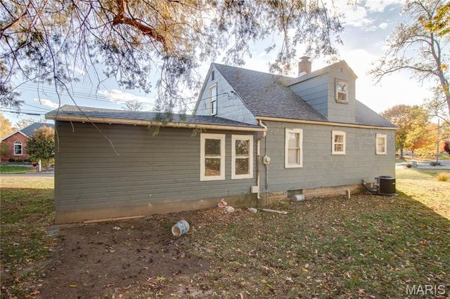 105 Hollow Avenue, Jerseyville, IL 62052