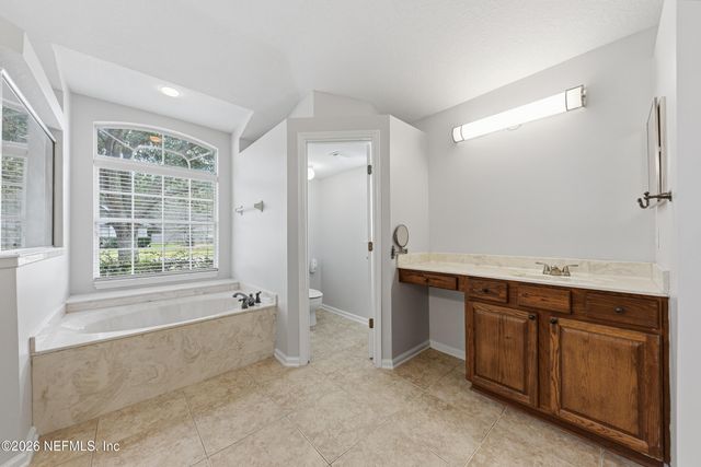 13844 FISH EAGLE Drive W, Jacksonville, FL 32226