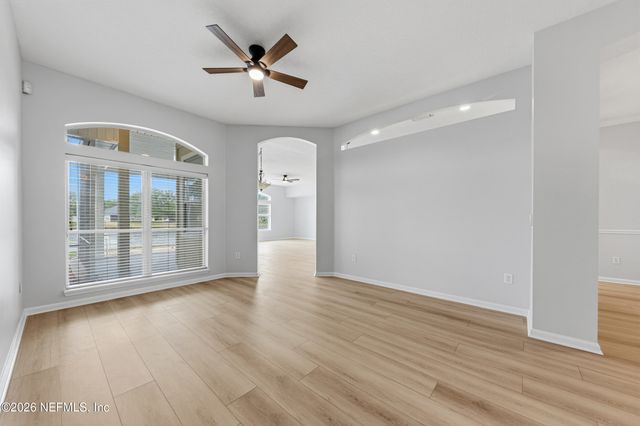 13844 FISH EAGLE Drive W, Jacksonville, FL 32226