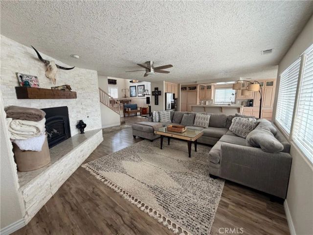 18285 Harbor Drive, Victorville, CA 92395