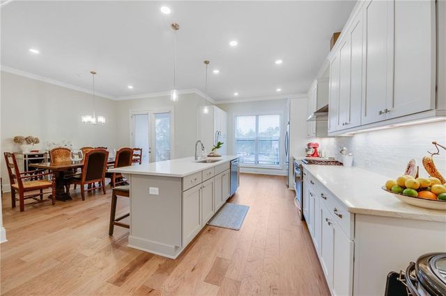 306 Burgess Walk, Alpharetta, GA 30009