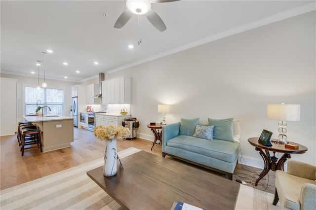 306 Burgess Walk, Alpharetta, GA 30009