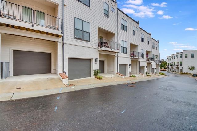 306 Burgess Walk, Alpharetta, GA 30009