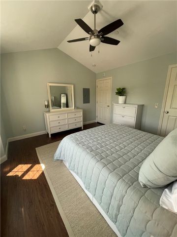 60 Saw Mill Drive 303, North Kingstown, RI 02852