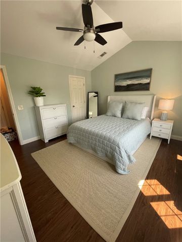 60 Saw Mill Drive 303, North Kingstown, RI 02852