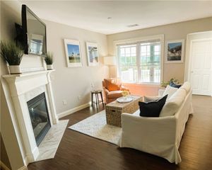 60 Saw Mill Drive 303, North Kingstown, RI 02852
