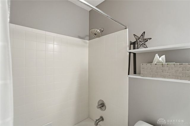 3255 Heritage Trace Drive, Bellbrook, OH 45305