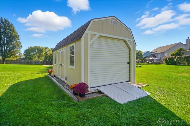 3255 Heritage Trace Drive, Bellbrook, OH 45305