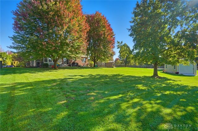 3255 Heritage Trace Drive, Bellbrook, OH 45305