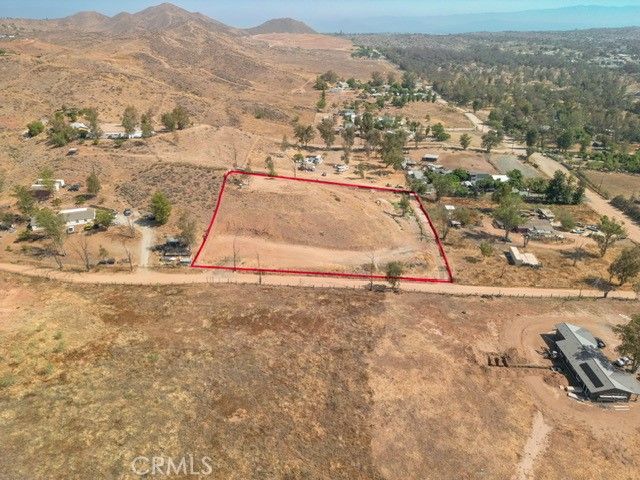 21588 Mundo, Perris, CA 92570