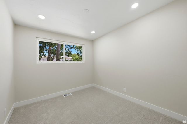 5417 S 700 E, South Ogden, UT 84405